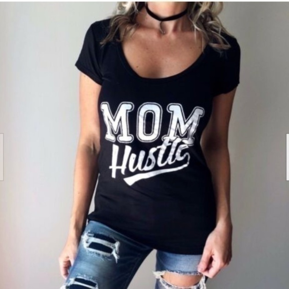 "Mom Hustle" Graphic Short Sleeve Scoop Neck Lightweight Stretch Top Shirt Tee - Picture 2 of 5